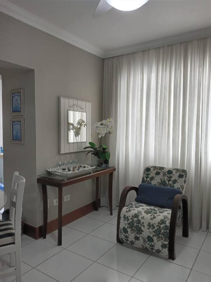 Апартаменты Apartamento completo na calçada da praia Гуаружа Экстерьер фото